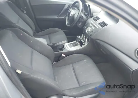 2011 Mazda Mazda3 I Sport z USA, uszkodzony, nr VIN JM1BL1UF5B1412397